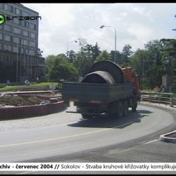 2004 – Sokolov: Stavba kruhové křižovatky komplikuje dopravu (TV Západ)