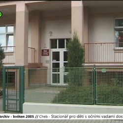 2005 – Cheb: Stacionář pro děti s očními vadami dostal dary (TV Západ)
