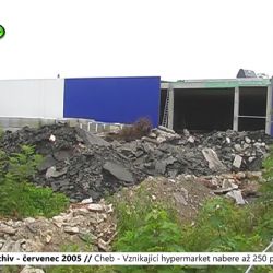2005 – Cheb: Vznikající hypermarket nabere až 250 pracovníků (TV Západ)