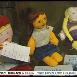 2005 – Sokolov: Projekt pomáhá dětem přes adopci panenek (TV Západ)
