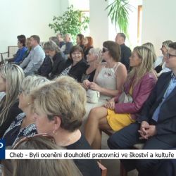 Cheb: Byli oceněni dlouholetí pracovníci ve školství a kultuře (TV Západ)