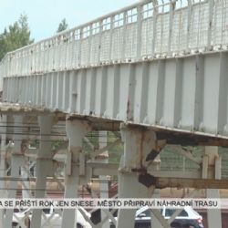 Cheb: Lávka se příští rok jen snese. Město připraví náhradní trasu (TV Západ)