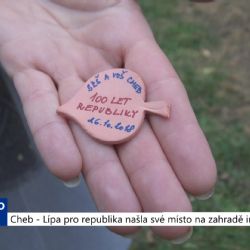 Cheb: Lípa pro republiku našla místo v zahradě internátu (TV Západ)