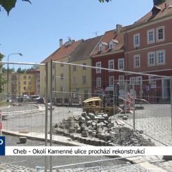 Cheb: Okolí Kamenné ulice prochází rekonstrukcí (TV Západ)