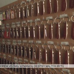 Cheb: V modrém věžáku vzniknou desítky malých bytů (TV Západ)