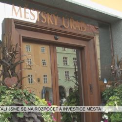Cheb: Zeptali jsme na rozpočet a investice města (TV Západ)