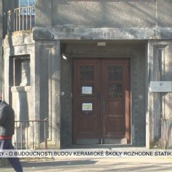 Karlovy Vary: O budoucnosti budov keramické školy rozhodne statik (TV Západ)