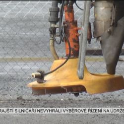 Region: Krajští silničáři nevyhráli výběrové řízení na údržbu (TV Západ)