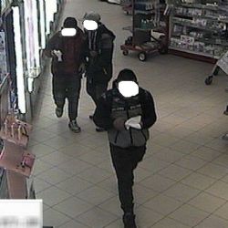 Sokolov: Odcizili parfémy. Policie po nich pátrá