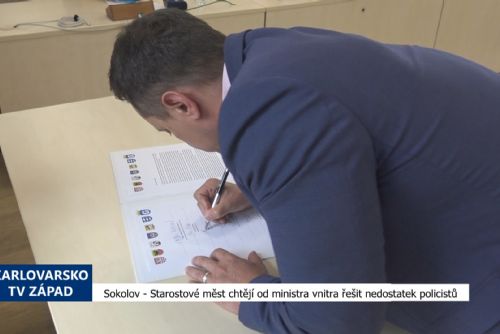 Foto: Sokolov: Starostové měst chtějí od ministra vnitra řešit nedostatek policistů (TV Západ)