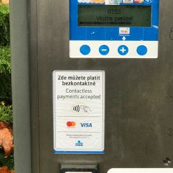 Karlovy Vary: Zapomeňte na hledání drobných. Plaťte parkovné kartou