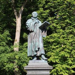 Aš: Lutherova socha je kulturní památkou