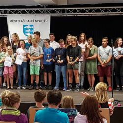 Aš: Na konci května proběhlo vyhodnocení nejlepších sportovců místních škol