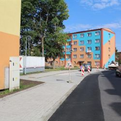 Aš: Parkoviště v sídlišti Mírová a v ulici Tesařské jsou prakticky dokončena