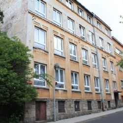 Aš: Radní schválili dodavatele projektu na stavební úpravy dvou objektů v Nedbalově ulici