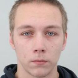 Aš: Vážně zranil dvě osoby