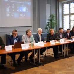 Aš: Ve městě jednala krajská rada se starosty z celého Chebska