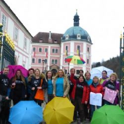 Bečovský zámek v sobotu oficiálně zahájí novou sezónu 