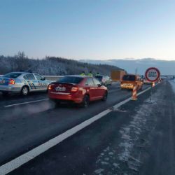 Během 24 hodin bylo zamítnuto překročení okresů Sokolov - Cheb ve 229 případech