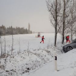 Bochov: Při včerejší vážné nehodě se zranilo pět osob
