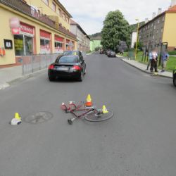 Březová: Na kole nedal přednost vozidlu na křižovatce