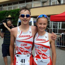 Brno, Karlovarský kraj: První zlaté medaile získali na olympiádě dětí a mládeže Heidi Juránková a Lukáš Juránek