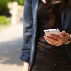 Česko zasáhli prozváněcí podvodníci