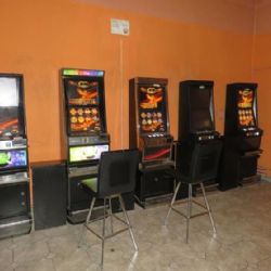 Cheb: Celníci zadrželi pět nelegálních herních zařízení