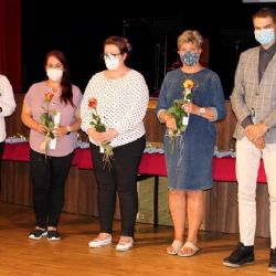 Cheb: Dlouholetí pracovníci městských organizací převzali ocenění