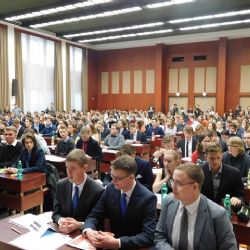 Cheb: Dnes začalo vědomostní klání studentů gymnázií 