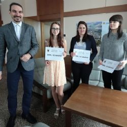 Cheb: Již druhý rok fakulta uděluje motivační prospěchová stipendia