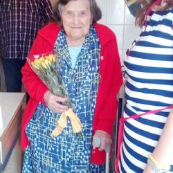 Cheb: Knihovnice navštívily nejstarší čtenářku