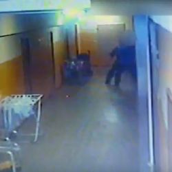 Cheb: Kradli v pokoji na ubytovně