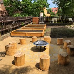 Cheb: Kreativně ekologická zahrada v Útočišti