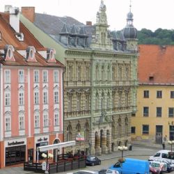 Cheb: Město uvažuje o koupi bývalé pošty