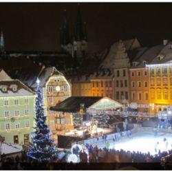 Cheb: Na vánočních trzích vystoupí v neděli Olga Lounová 