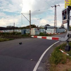 Cheb: Nehoda na přejezdu uzavřela provoz na trati