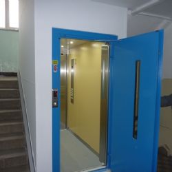 Cheb: Nový výtah vyšel na téměř dva miliony