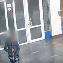 Cheb: Okradením turistky si přišli na více jak sto tisíc