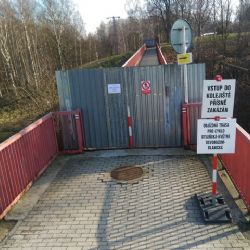 Cheb: Oprava lávky do Hájů se komplikuje