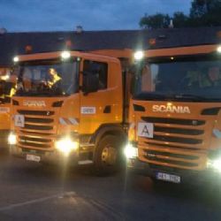 Cheb: Plasty a papír se od domů sváží odpoledne a večer