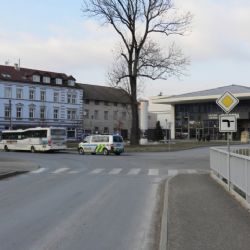 Cheb: Policie hledá svědky dopravní nehody