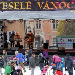 Cheb: Program vánočních trhů o nadcházejícím víkendu