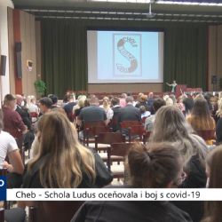 Cheb: Schola Ludus oceňovala i boj s covid-19 (TV Západ)