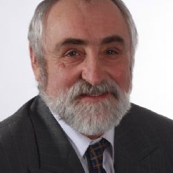 Cheb: Smutná zpráva. Dnes zemřel RNDr. Pavel Vanoušek