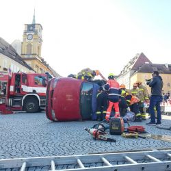 Cheb: Soutěže ve Vyprošťování zraněných osob se zúčastnilo 9 týmů