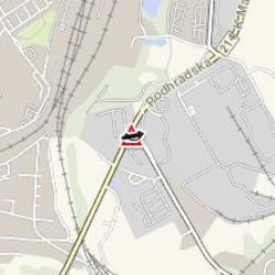 Cheb: Střet autobusu s osobním vozidlem