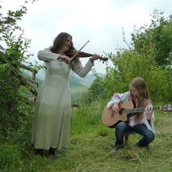 Cheb: V Klášterní zahradě vystoupí Horana a synové