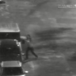 Cheb: Vykradli zaparkované vozidlo