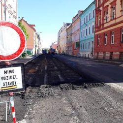 Cheb: Začala rekonstrukce Karlovy ulice
